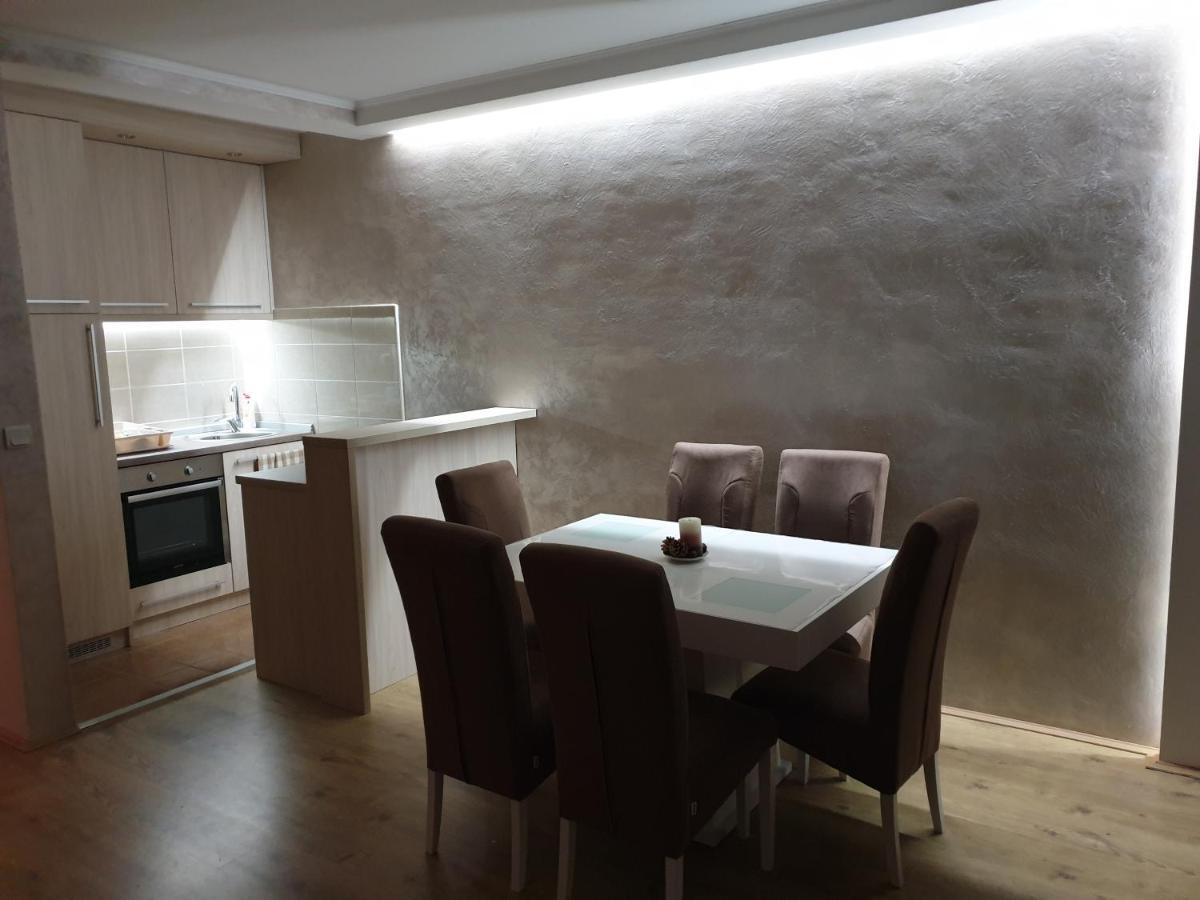 Apartman Crown Vrnjačka Banja Esterno foto